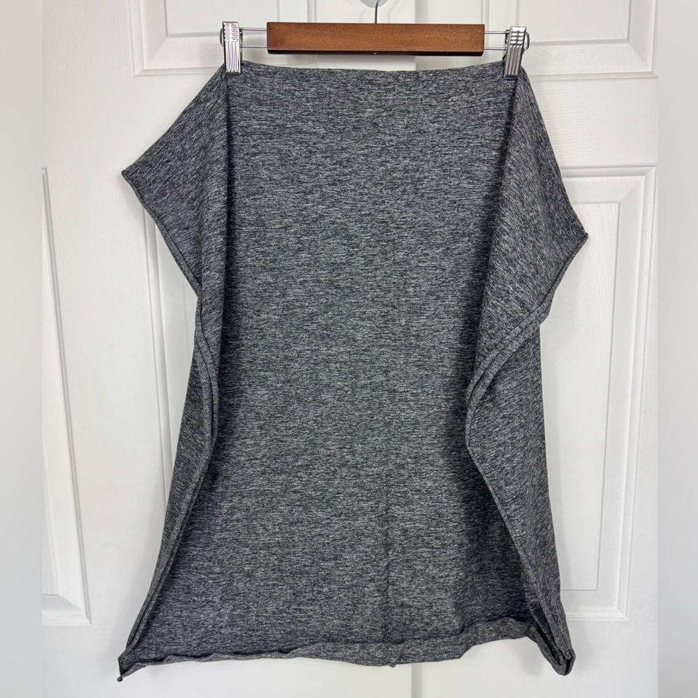 Lululemon Scarf Reversible Gray Black Stripe‎ Snap Vinyasa Infinity Wrap